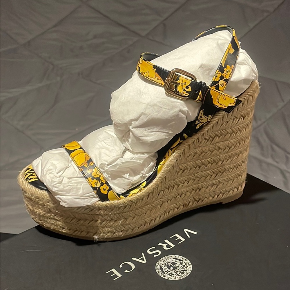 Brand new in box Versace espadrilles platform signature borrocco flower print
